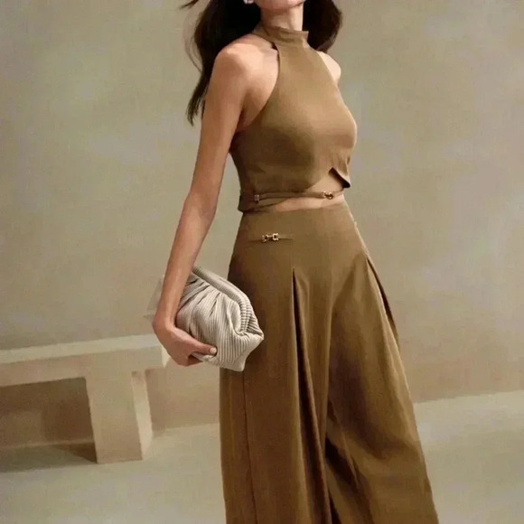 Khaki Sexy Women's Minimalist Style Chain Decor Sleeveless Top And Wide-Leg Pant - Picture 3 of 7
